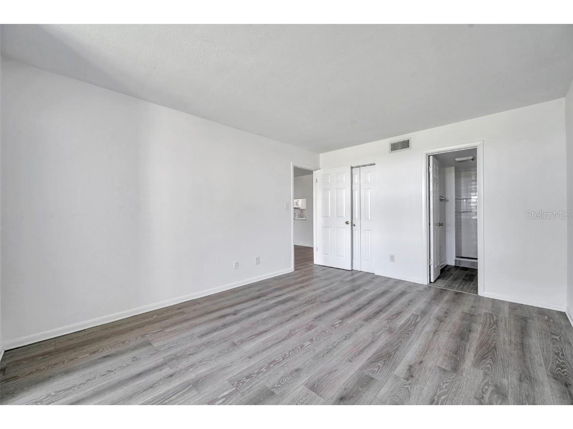 2049 Skimmer Court W #311 Clearwater FL 33762 TB8401522 image21