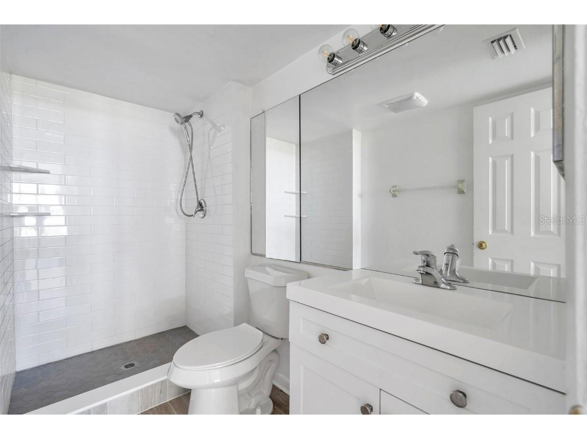 2049 Skimmer Court W #311 Clearwater FL 33762 TB8401522 image27