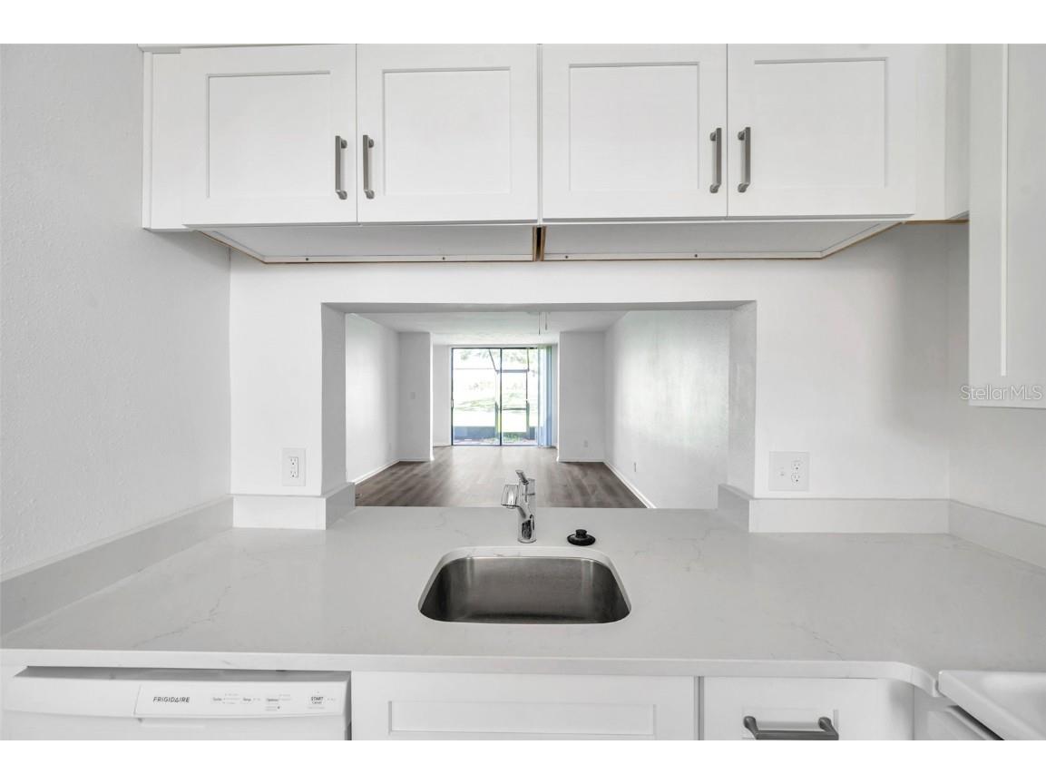 2049 Skimmer Court W #311 Clearwater FL 33762 TB8401522 image7