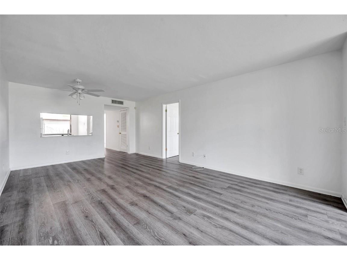 2049 Skimmer Court W #311 Clearwater FL 33762 TB8401522 image9