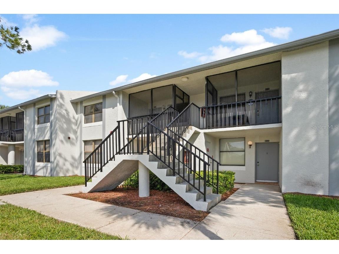 2049 Skimmer Court W #323 Clearwater FL 33762 U8209594 image1