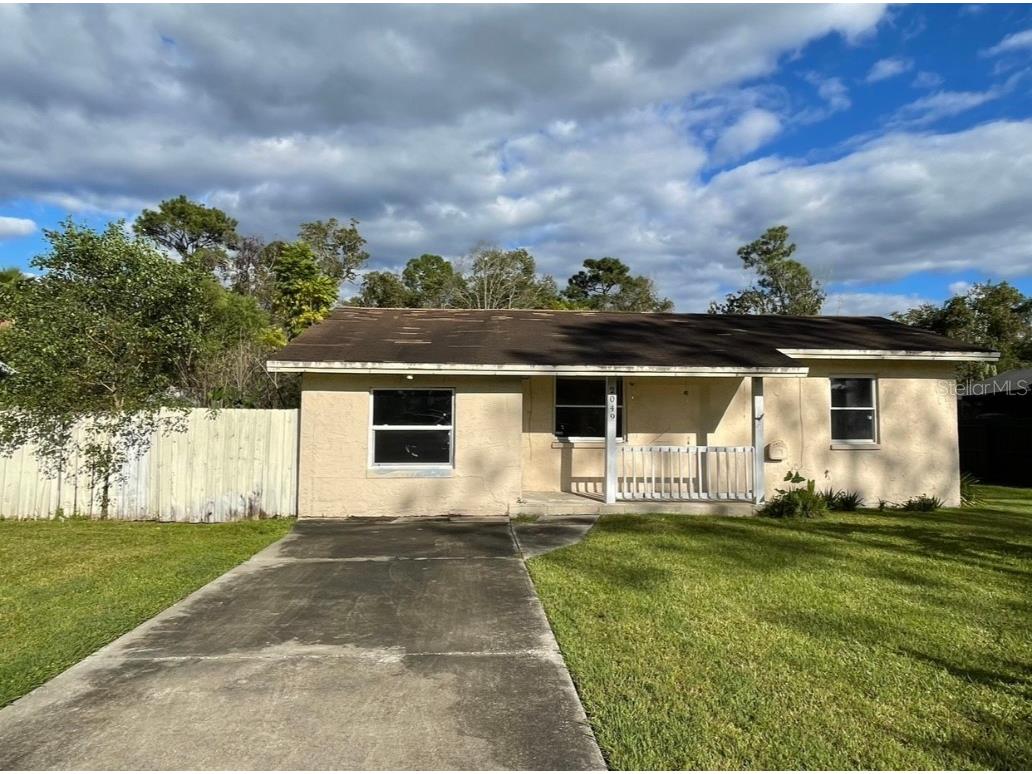 2049 West Parkway Deland FL 32724 V4933937 image1