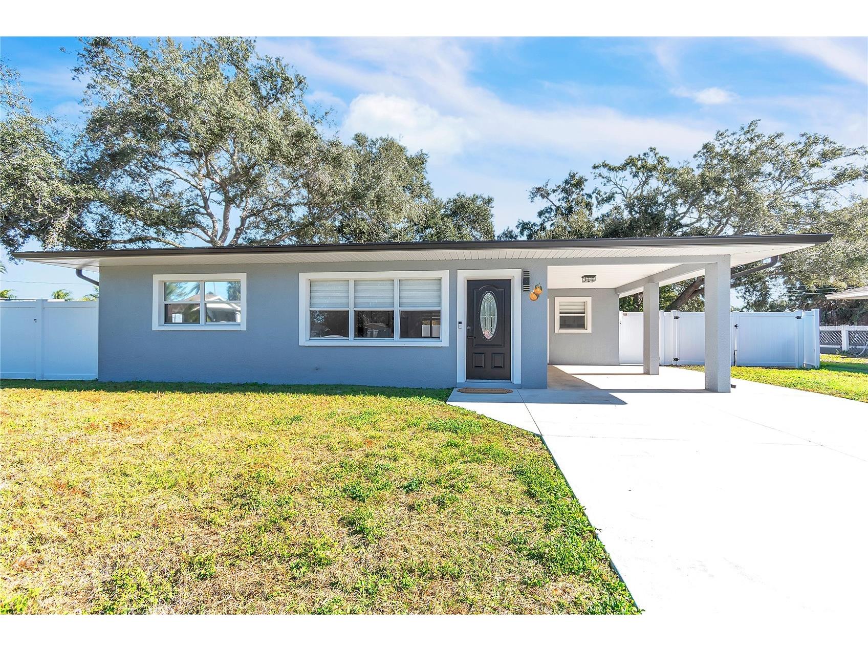 2049 Woodward Avenue Dunedin FL 34698 TB8460494 image1