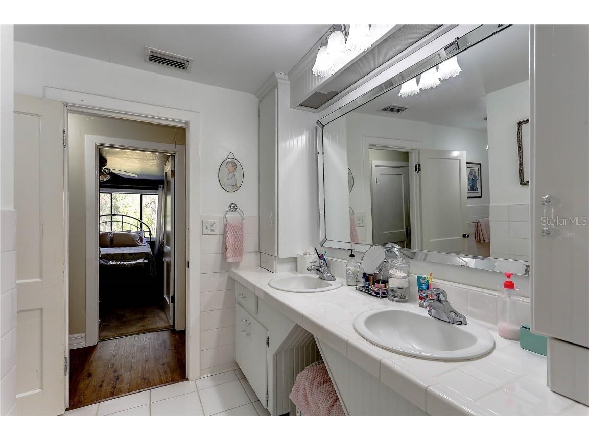 20490 Pinewood Dairy Road Brooksville FL 34601 TB8346292 image44