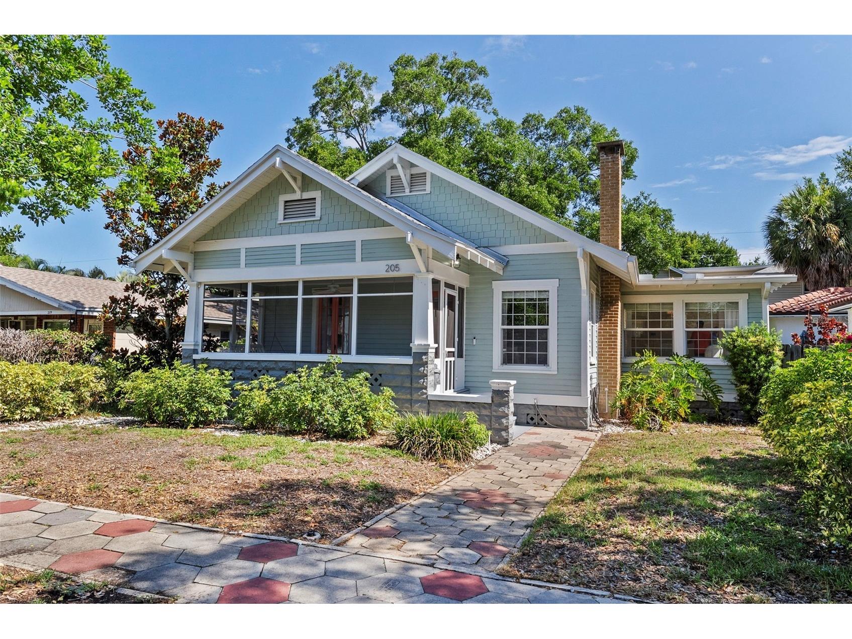 205 12th Avenue N Saint Petersburg FL 33701 A4696875 image4