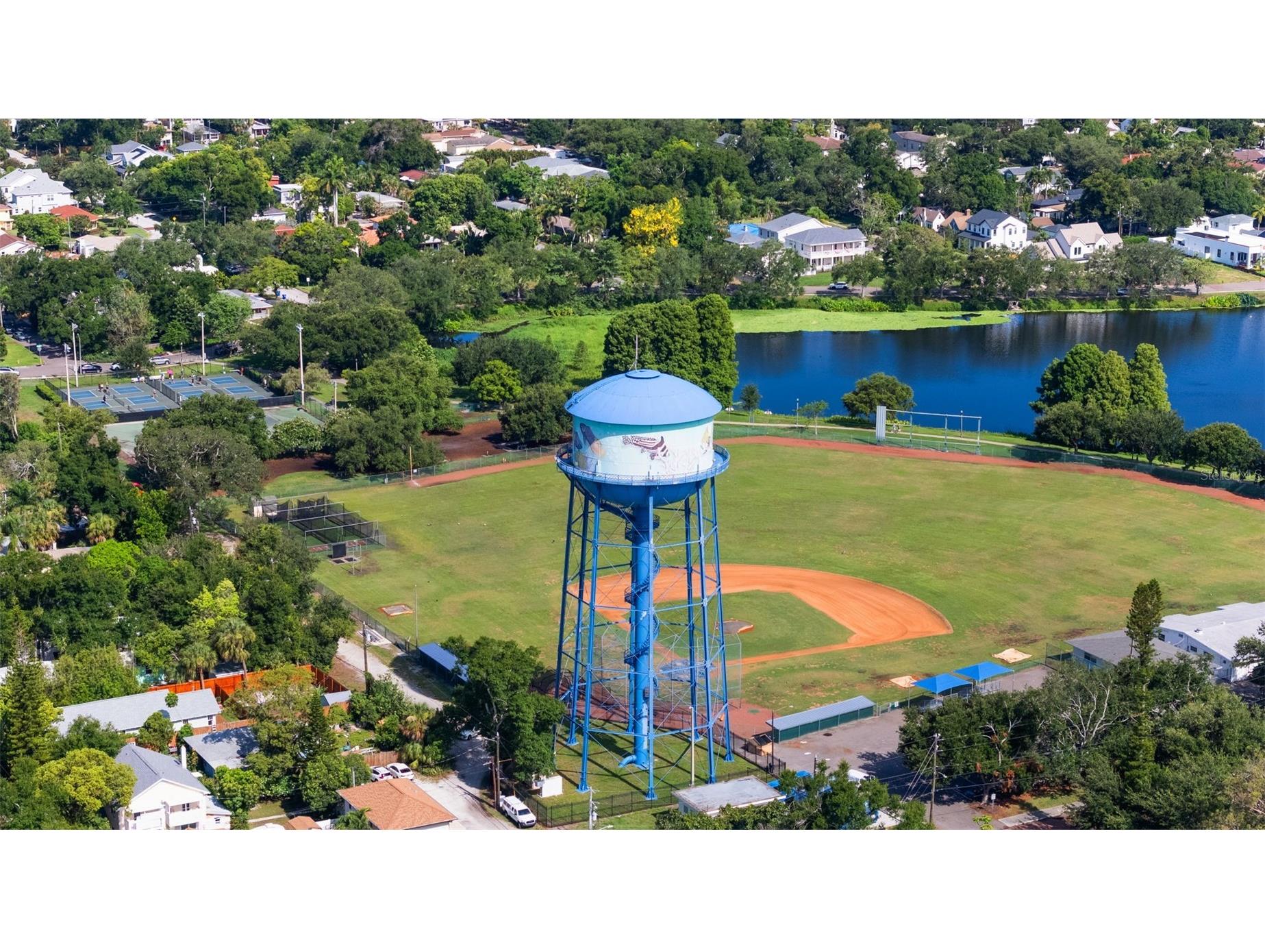 205 12th Avenue N Saint Petersburg FL 33701 A4696875 image68