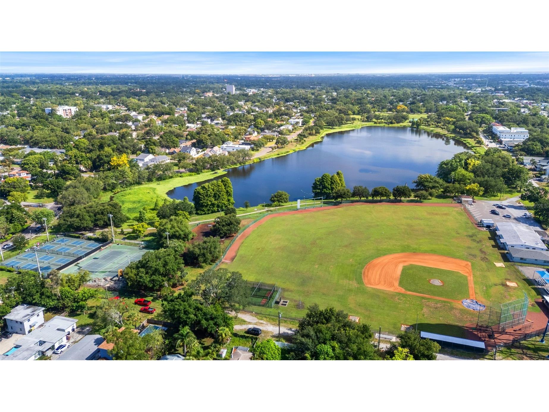 205 12th Avenue N Saint Petersburg FL 33701 A4696875 image70