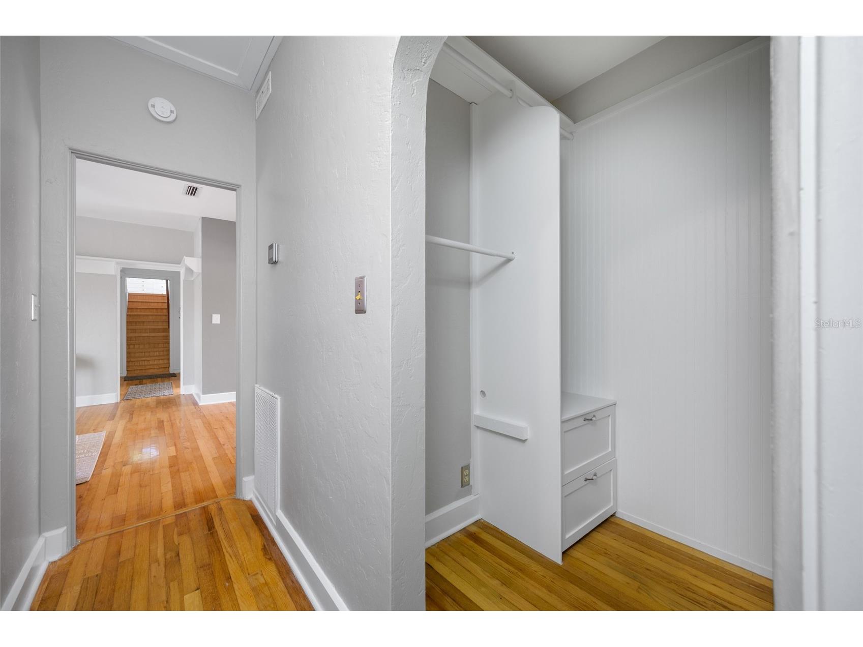 205 25th Avenue NE Saint Petersburg FL 33704 - COFFEE POT BAYOU TB8482592 image32