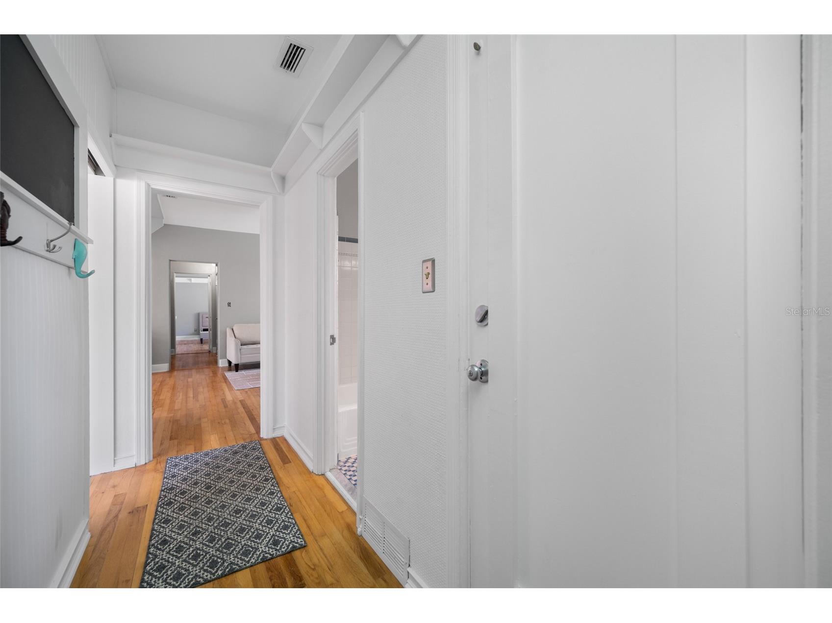 205 25th Avenue NE Saint Petersburg FL 33704 - COFFEE POT BAYOU TB8482592 image41