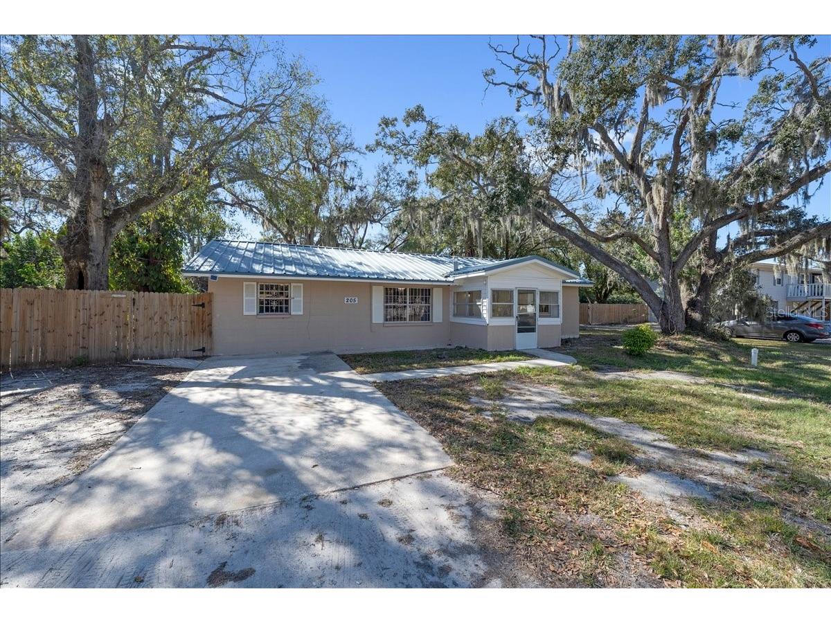 205 2nd Avenue SE Ruskin FL 33570 TB8471636 image22