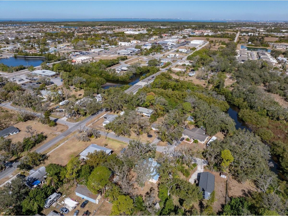205 2nd Avenue SE Ruskin FL 33570 TB8471636 image23