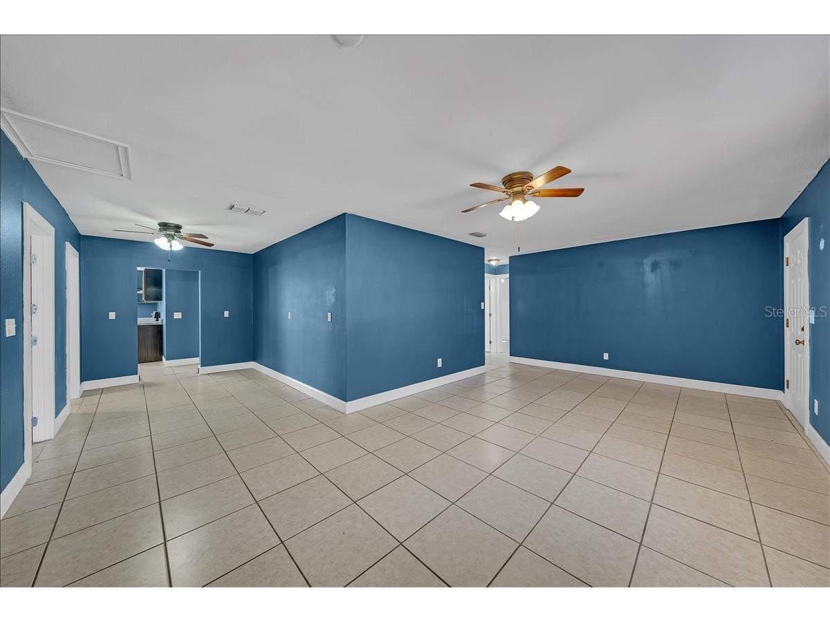 205 2nd Avenue SE Ruskin FL 33570 TB8471636 image5