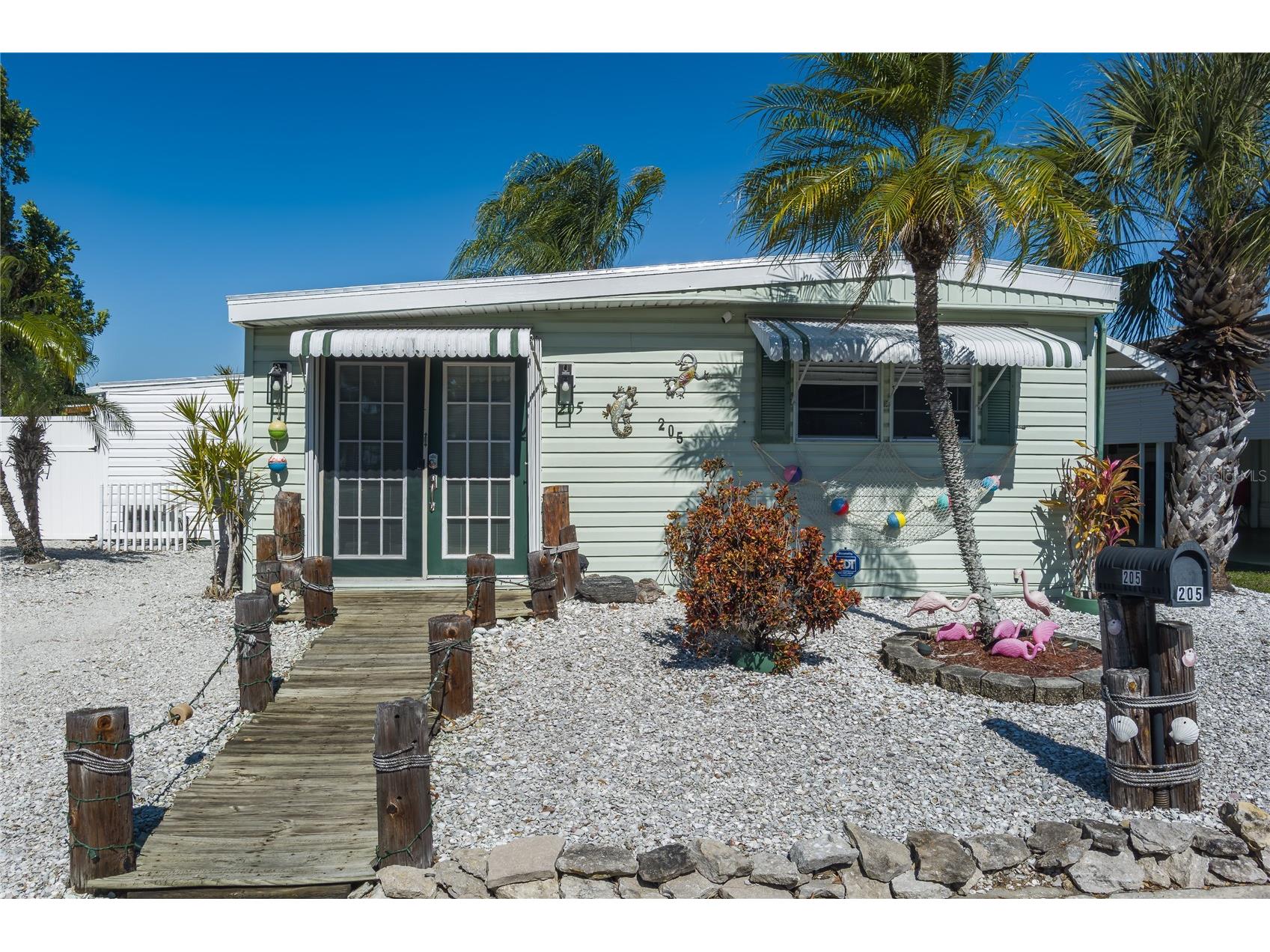 205 52nd Avenue Terrace E Bradenton FL 34203 A4679641 image1
