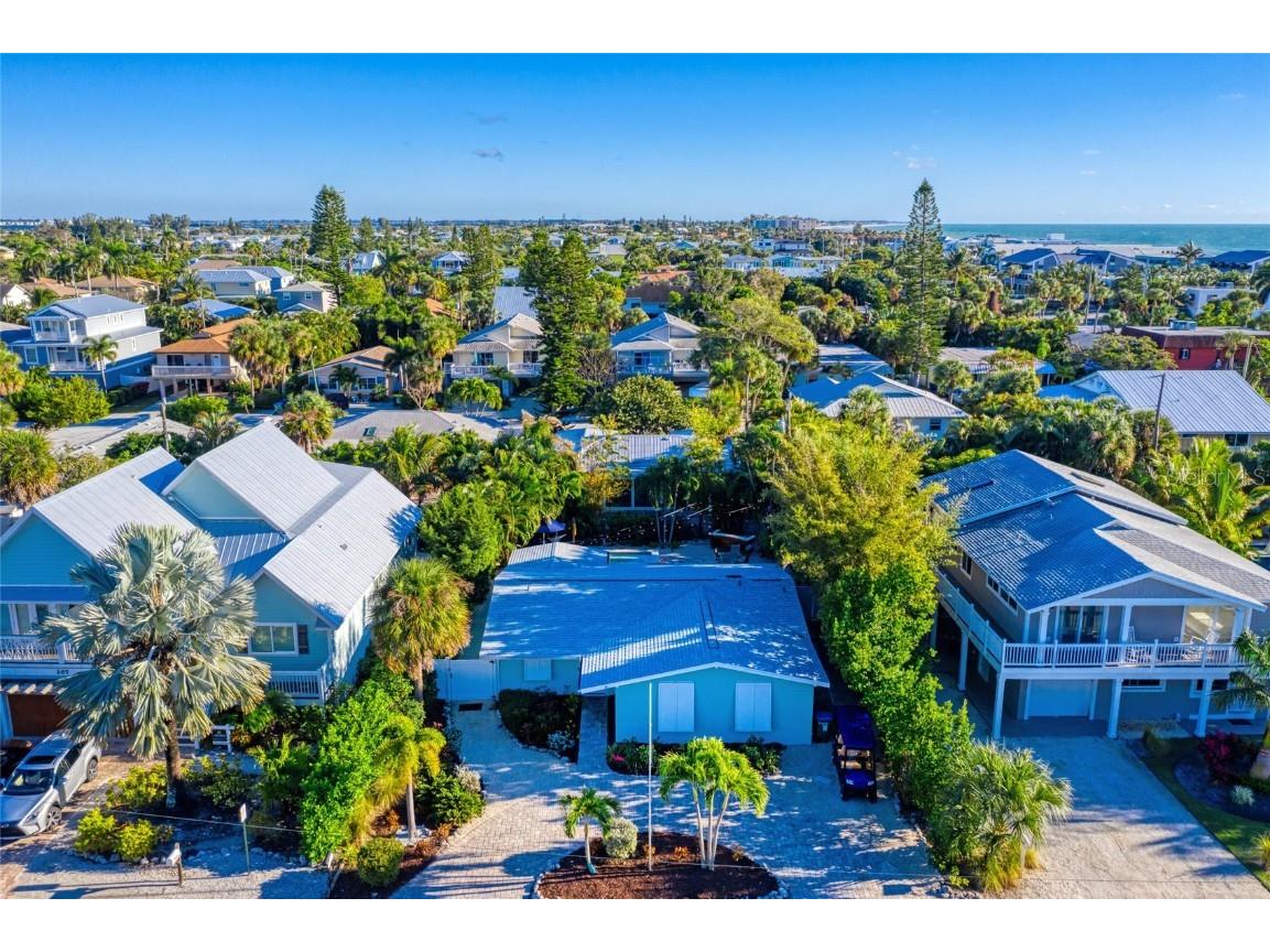 205 72nd Street Holmes Beach FL 34217 A4504521 image1