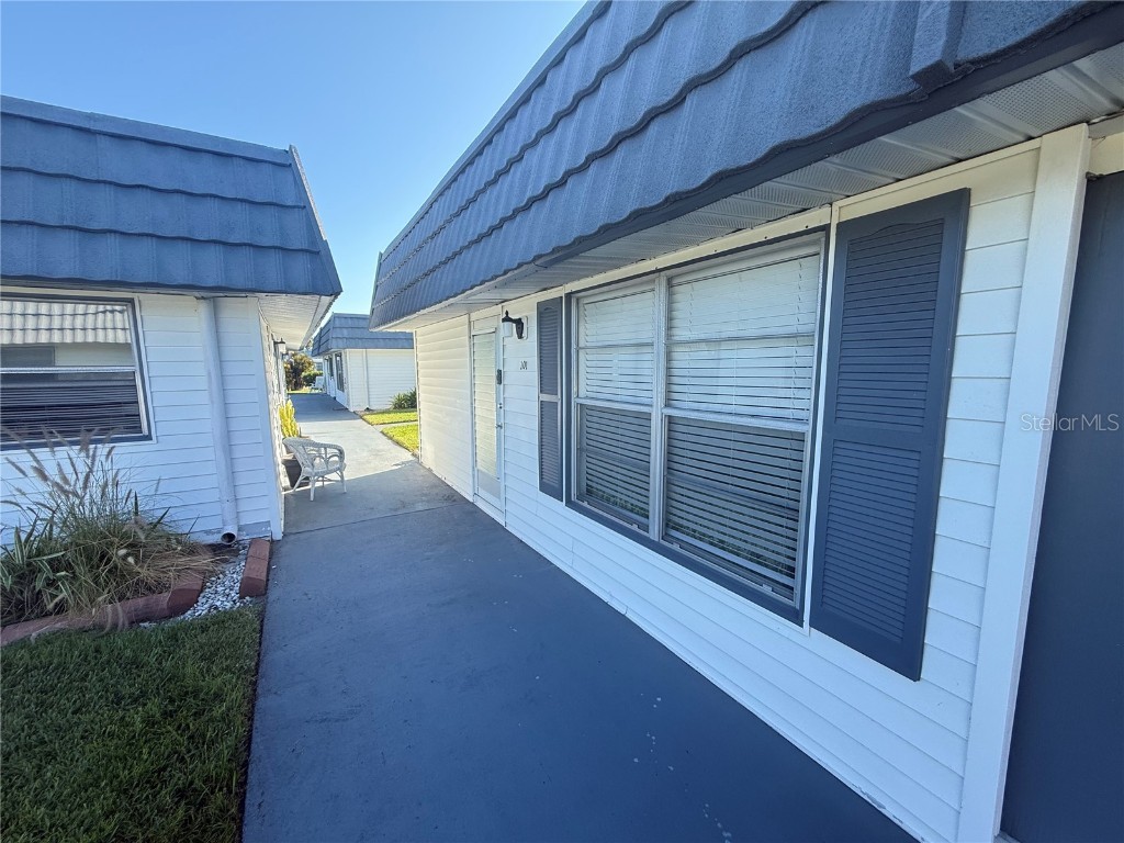 205 Andover Place N #101 Sun City Center FL 33573 TB8424419 image6