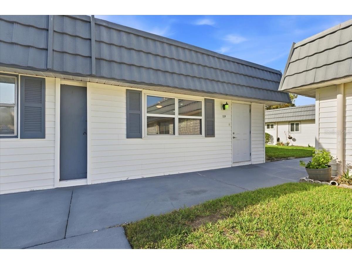 205 Andover Place N #119 Sun City Center FL 33573 P4938098 image1