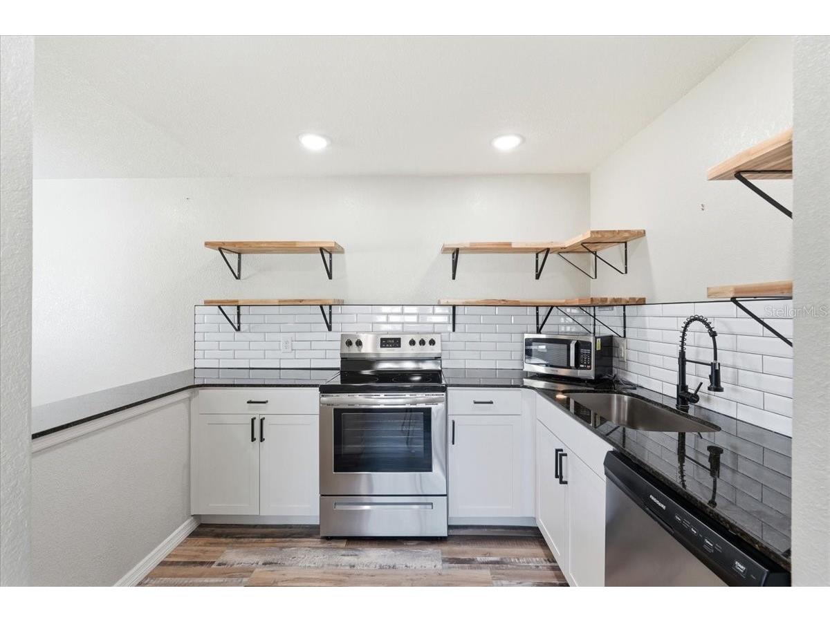 205 Andover Place N #119 Sun City Center FL 33573 P4938098 image17