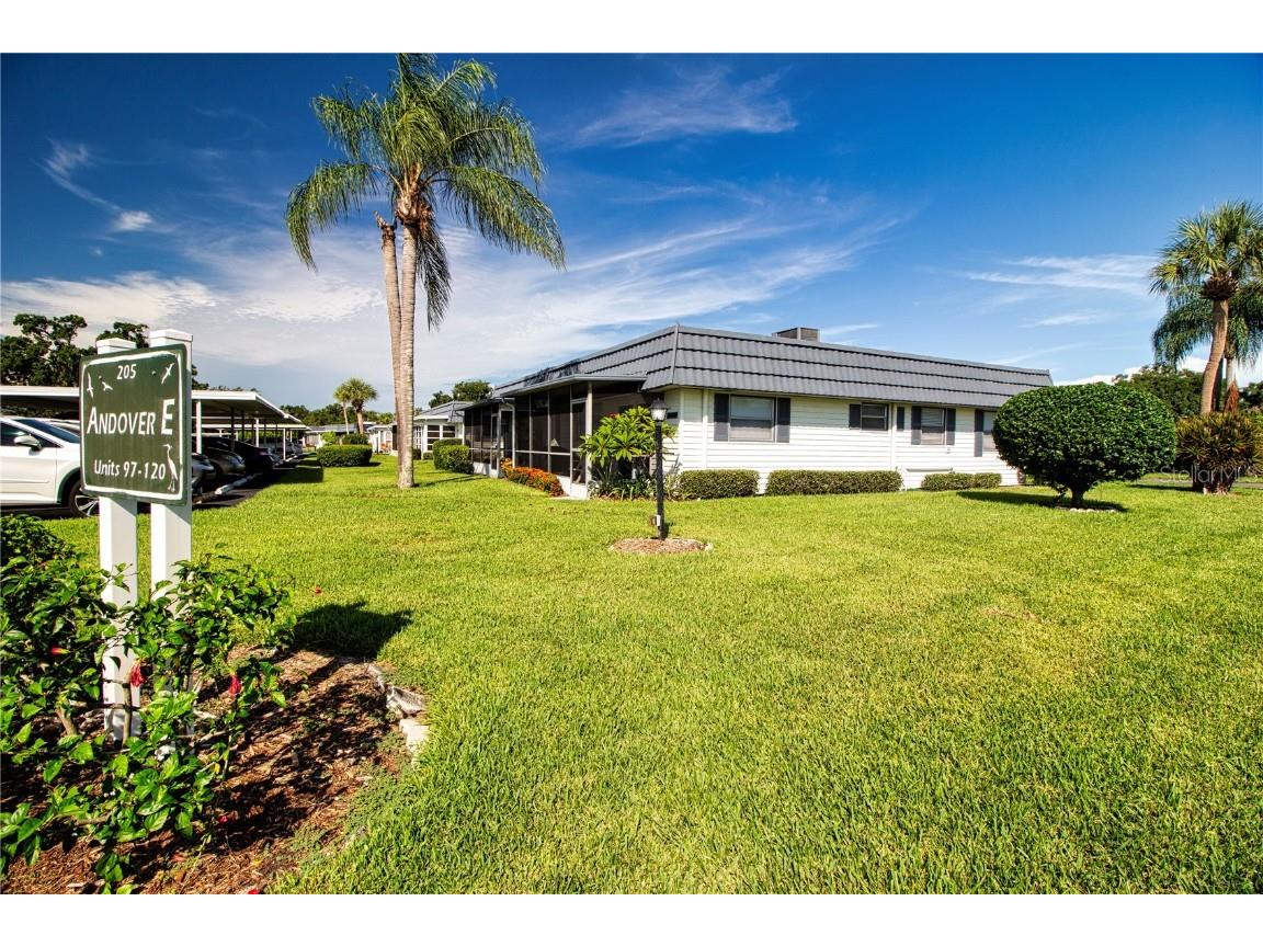 205 Andover Place N #97 Sun City Center FL 33573 T3465923 image1