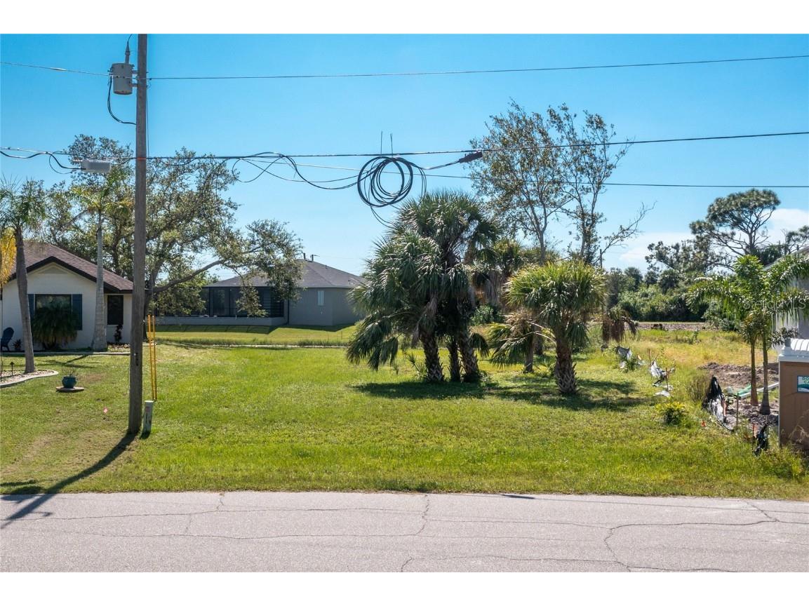 205 Apollo Drive Rotonda West FL 33947 D6132341 image1