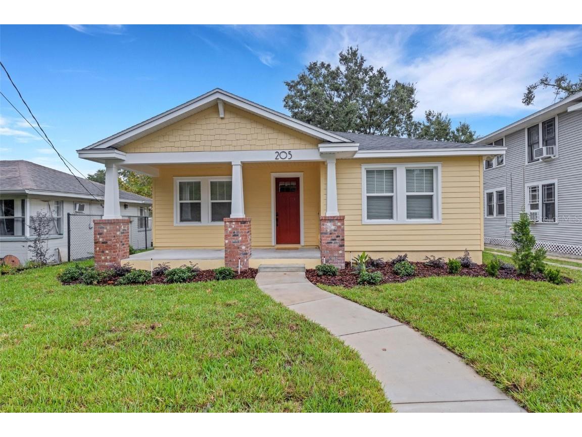 205 Ariana Street Lakeland FL 33803 L4940081 image1