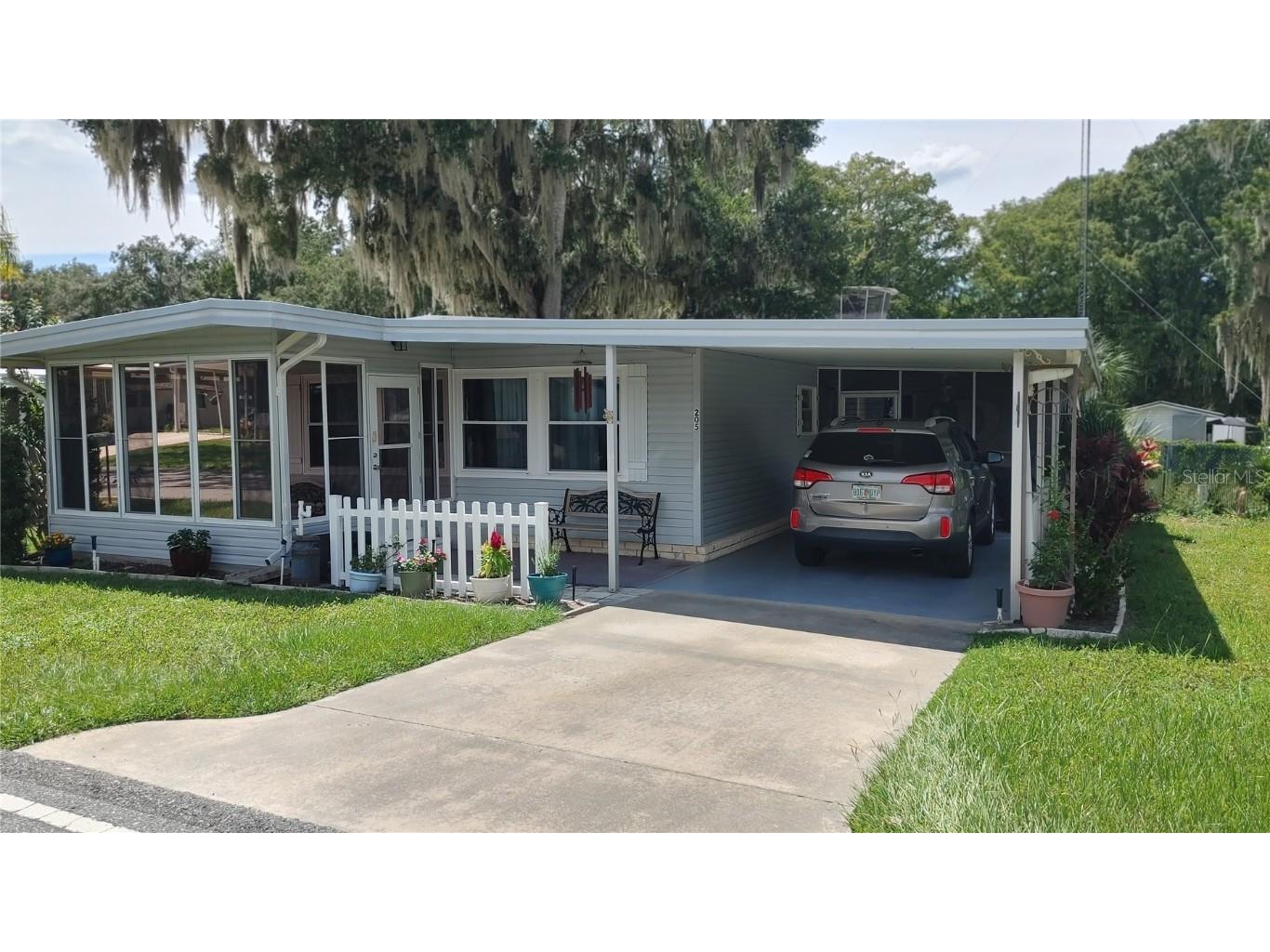 205 Aspen Circle Leesburg FL 34748 G5072916 image1