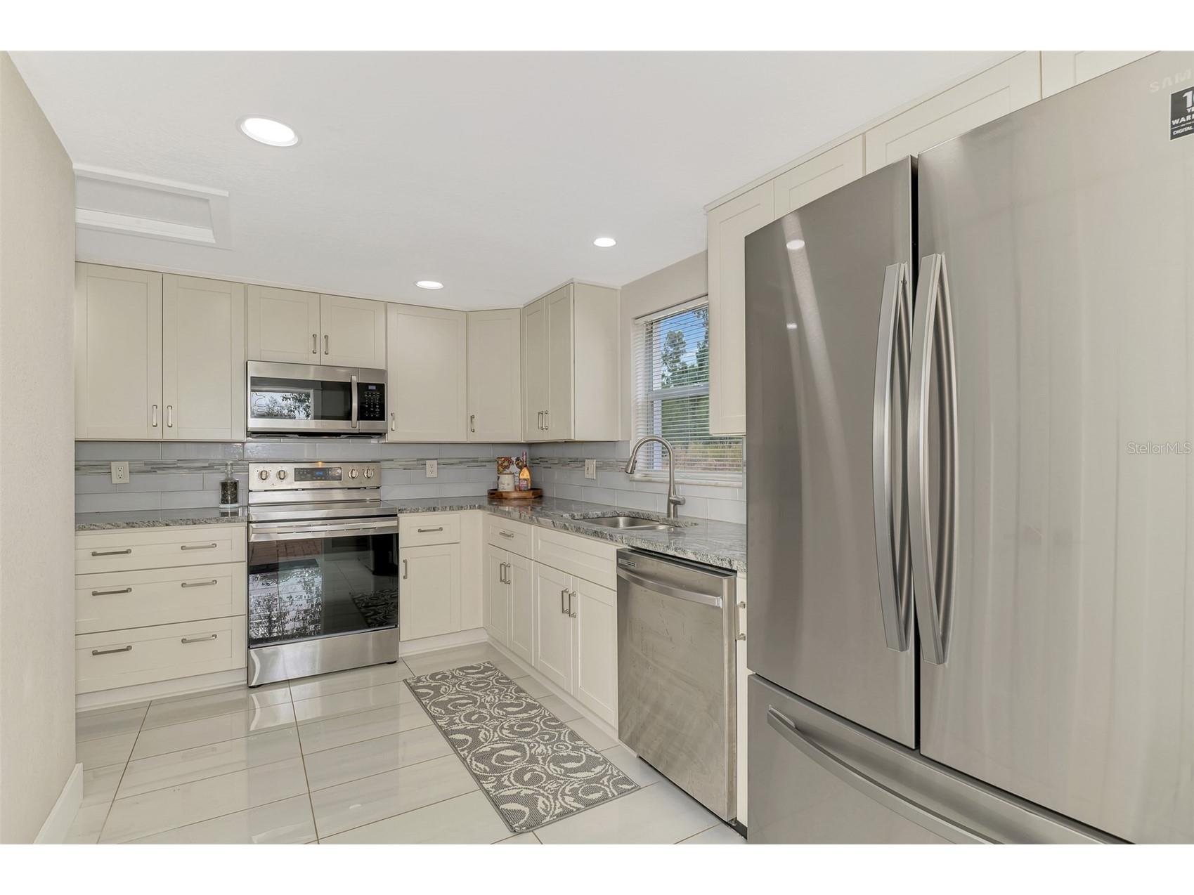 205 Avenida De Bahia Nokomis FL 34275 A4678198 image12