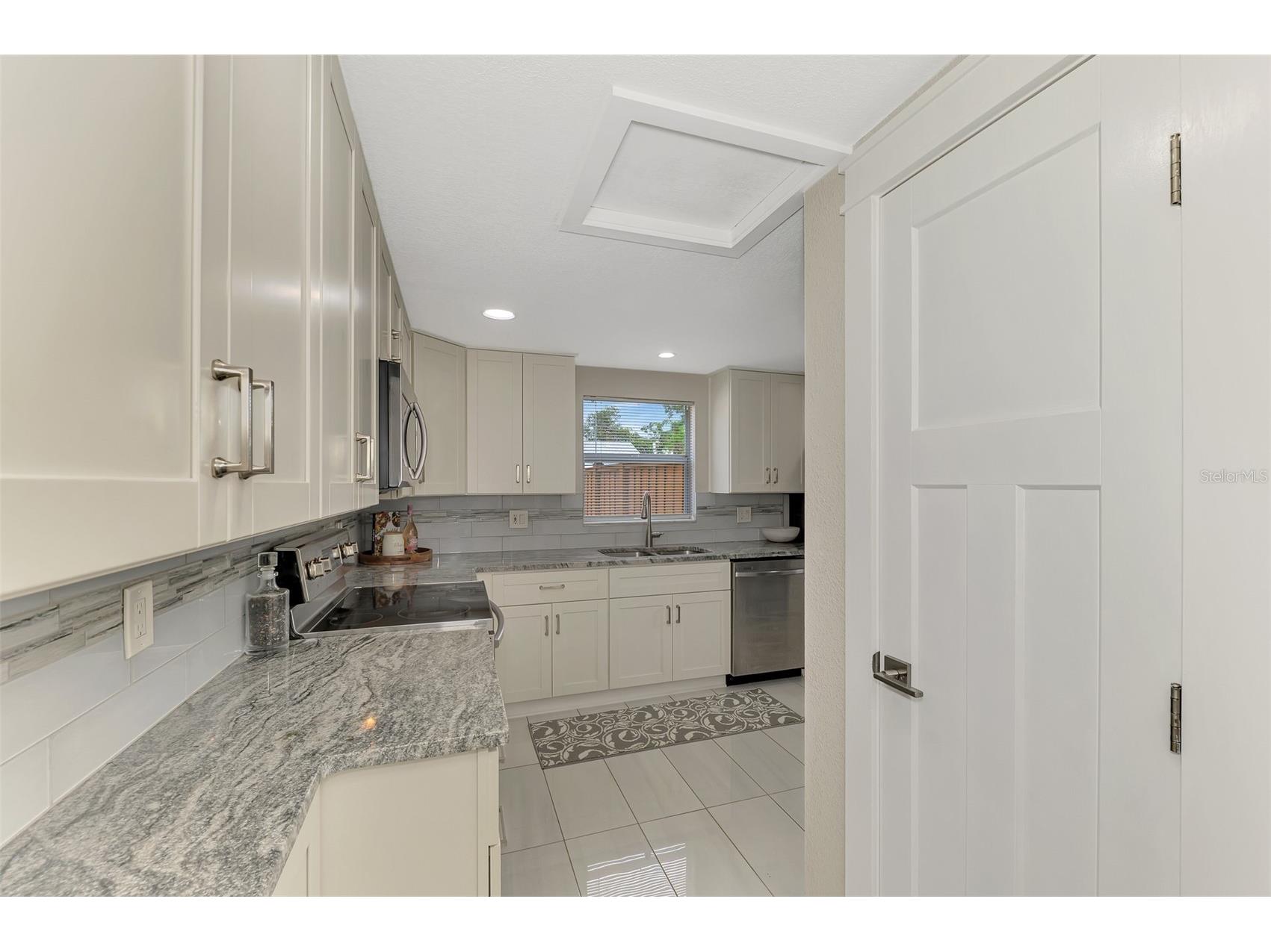205 Avenida De Bahia Nokomis FL 34275 A4678198 image9