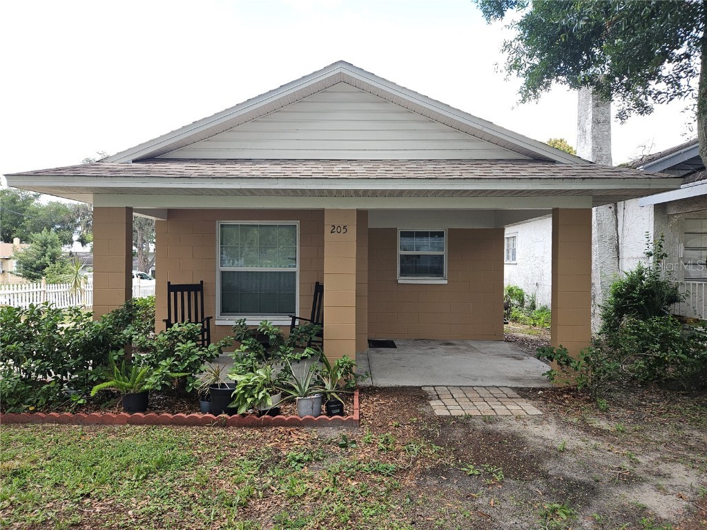 205 Avenue E SE Winter Haven FL 33880 L4941567 image1