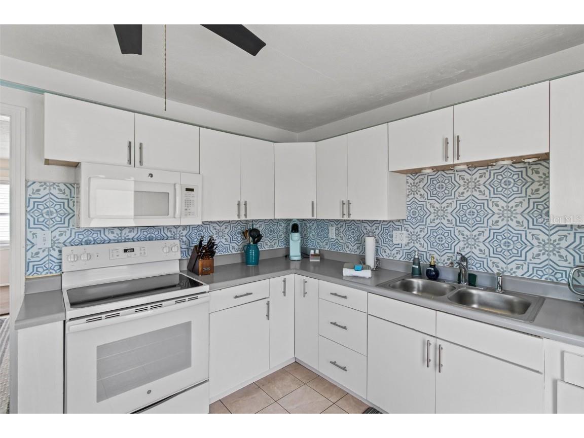 205 Bay Plaza Treasure Island FL 33706 TB8426169 image10