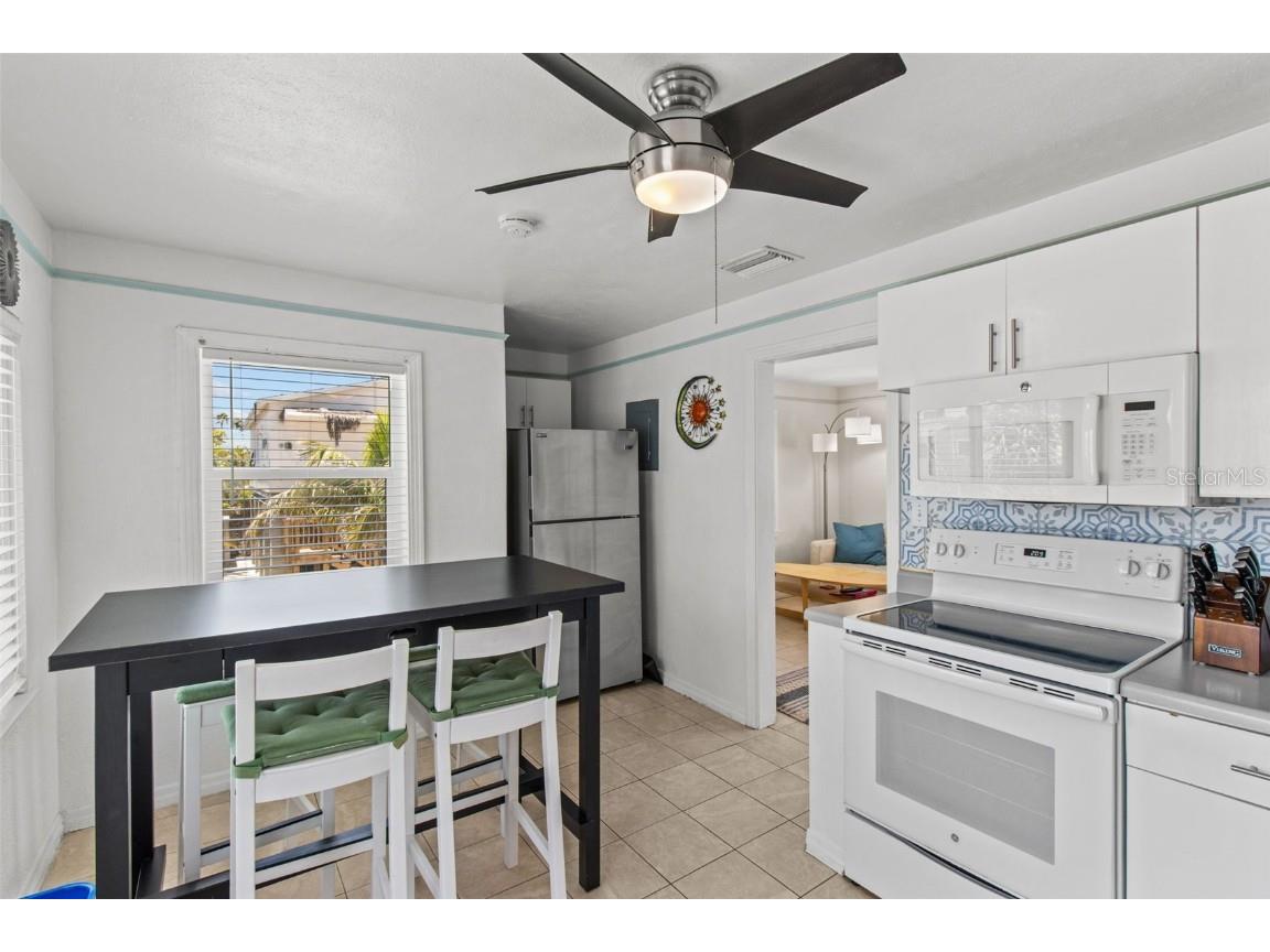 205 Bay Plaza Treasure Island FL 33706 TB8426169 image12