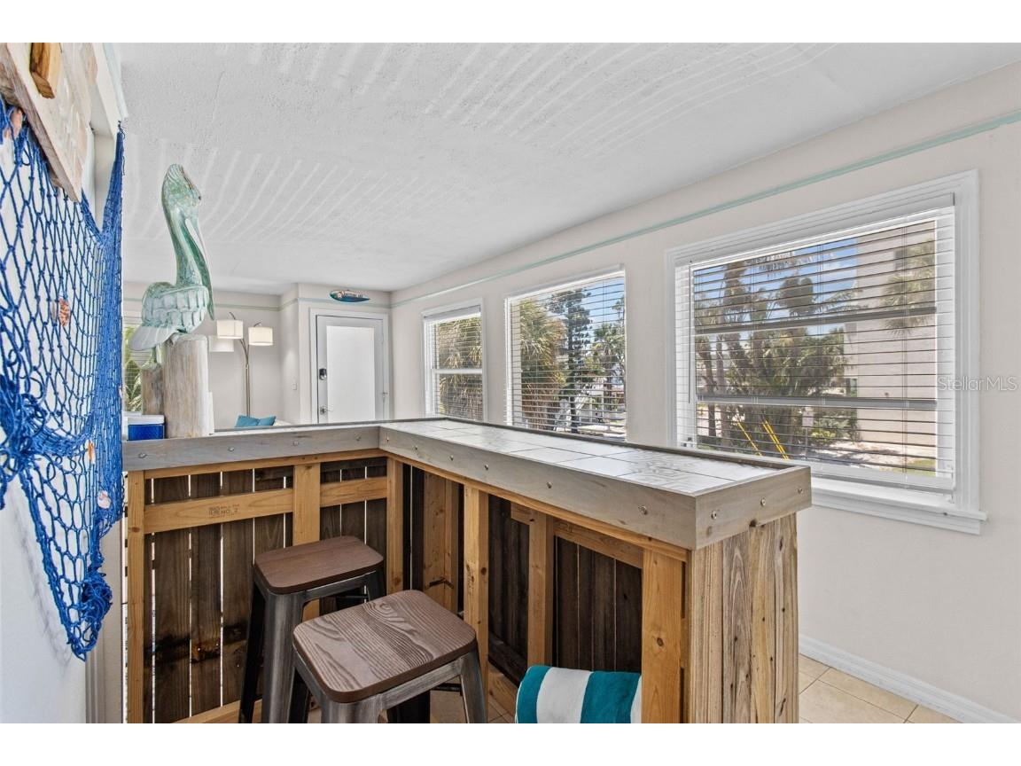 205 Bay Plaza Treasure Island FL 33706 TB8426169 image15