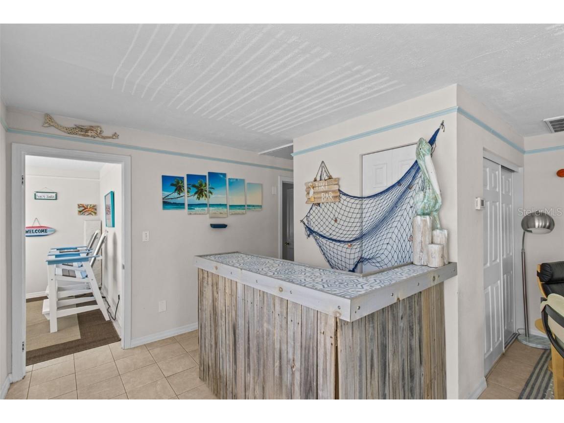 205 Bay Plaza Treasure Island FL 33706 TB8426169 image16