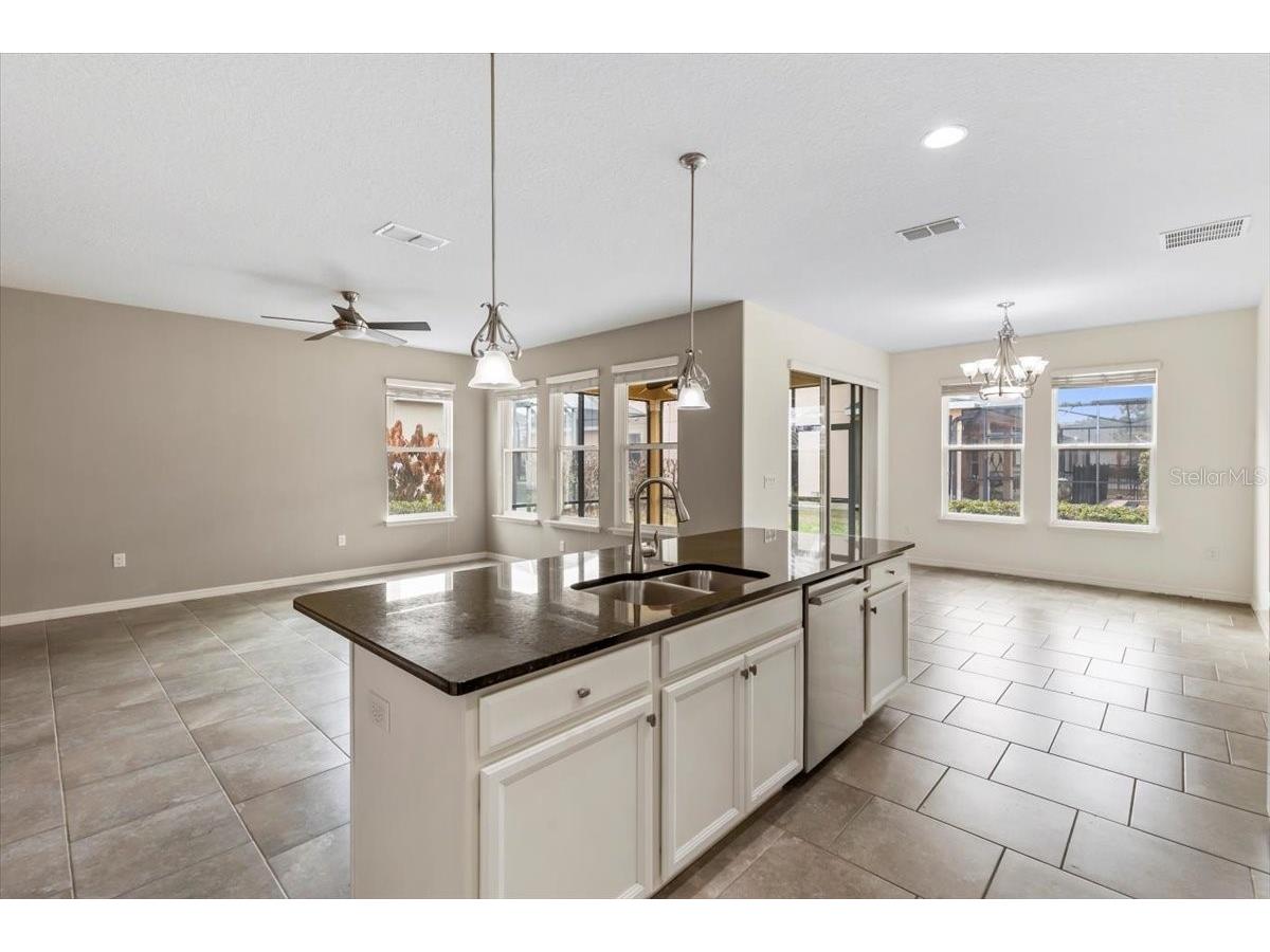 205 Birkdale Drive Daytona Beach FL 32124 V4947476 image10