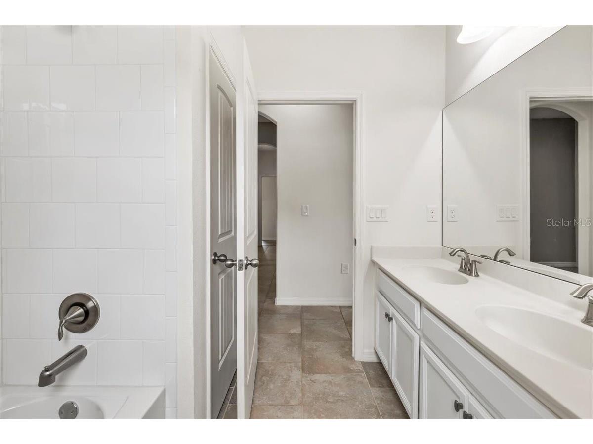 205 Birkdale Drive Daytona Beach FL 32124 V4947476 image30