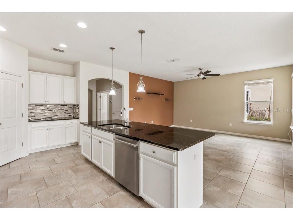 205 Birkdale Drive Daytona Beach FL 32124 V4947476 image7