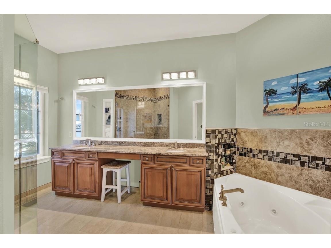 205 Brightwater Drive #101 Clearwater Beach FL 33767 - GULF INTERCOASTAL WATERWAY TB8443077 image5