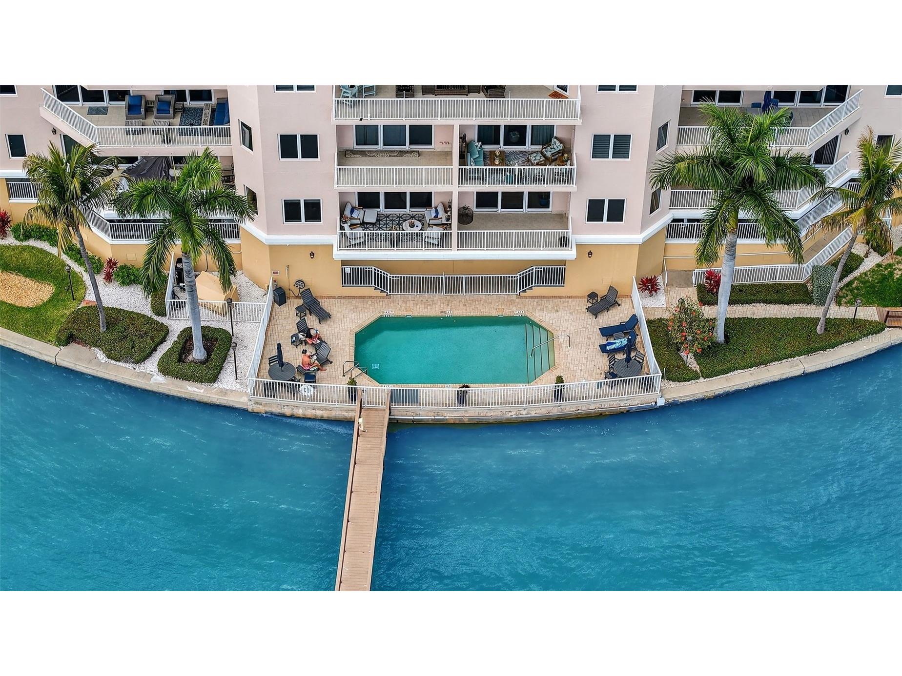 205 Brightwater Drive #202 Clearwater Beach FL 33767 TB8472266 image3