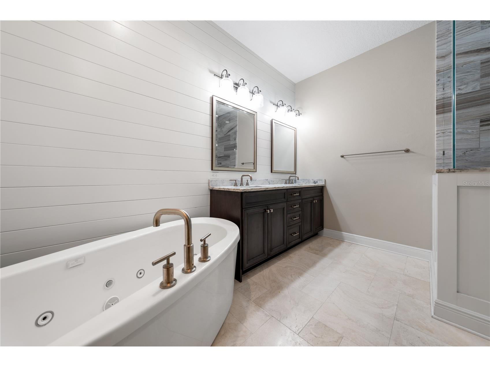 205 Brightwater Drive #205 Clearwater Beach FL 33767 - CLEARWATER BAY GULF OF AMERIC TB8531602 image16