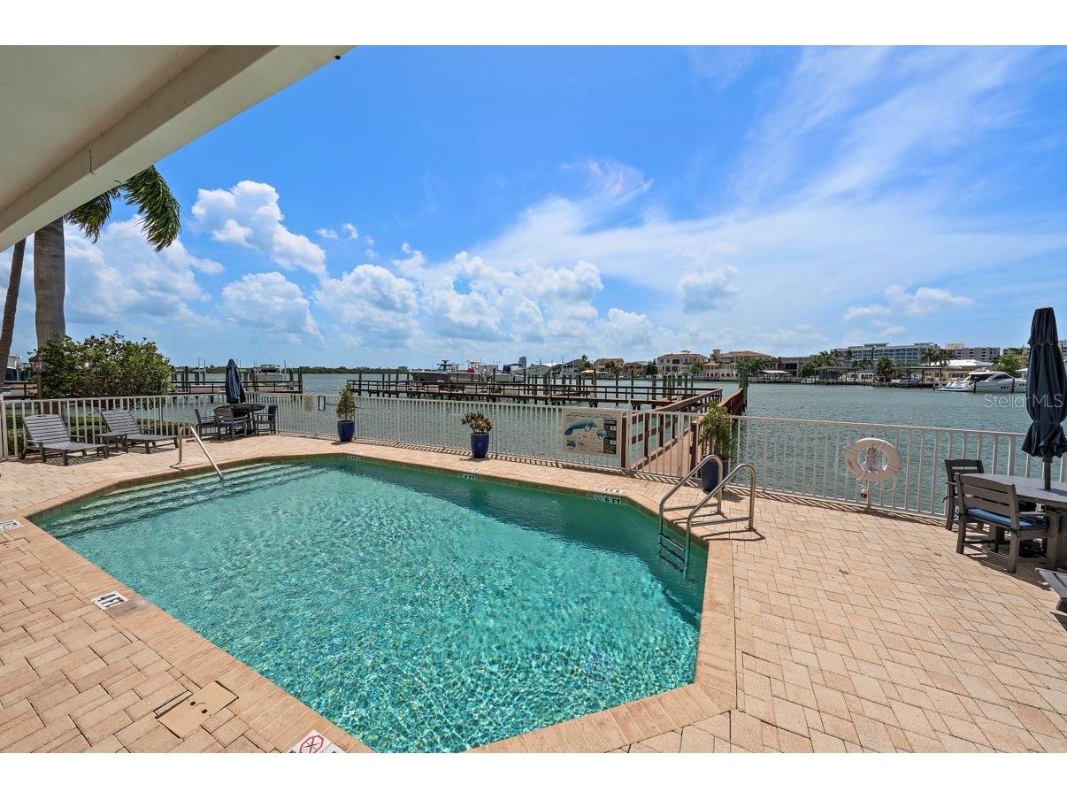 205 Brightwater Drive #205 Clearwater Beach FL 33767 - CLEARWATER BAY GULF OF AMERIC TB8531602 image4