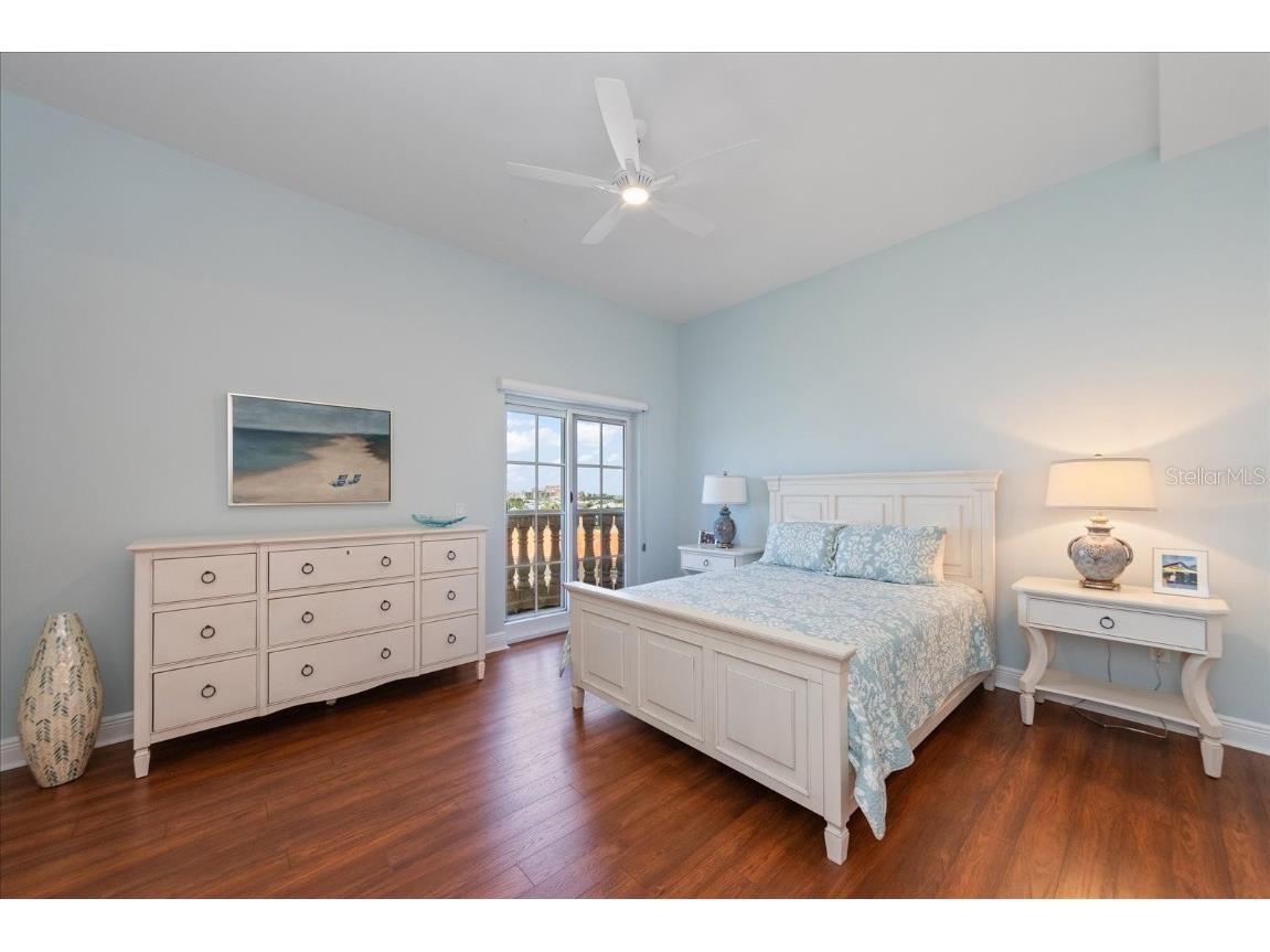 205 Brightwater Drive #401 Clearwater Beach FL 33767 TB8437361 image25