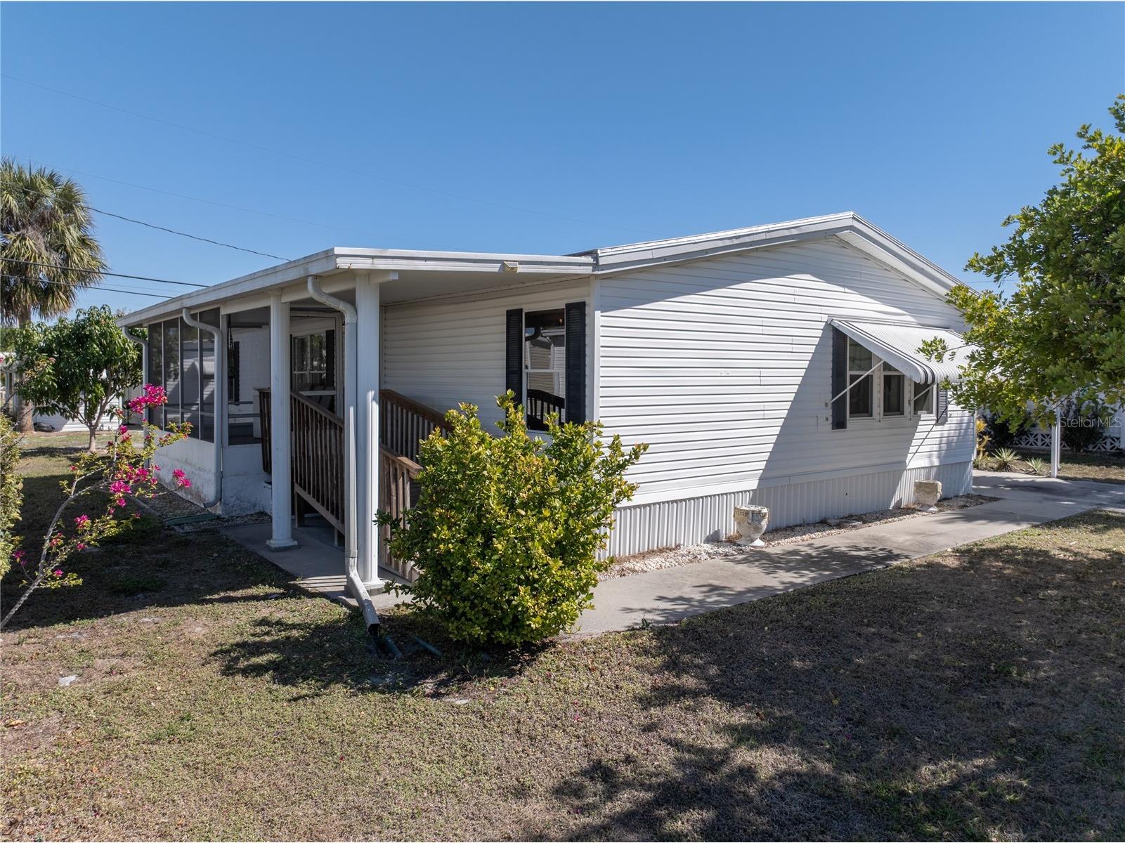 205 Carriage Lane North Fort Myers FL 33917 C7521530 image3