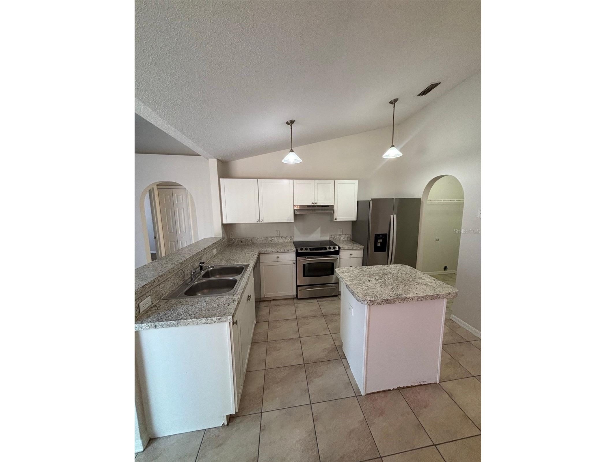 205 Churchill Court Kissimmee FL 34758 S5146690 image6