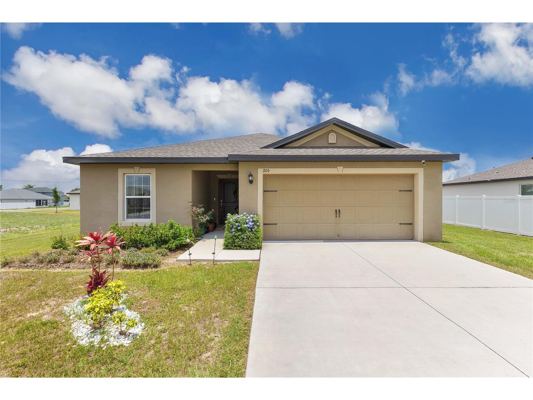 205 Cimarron Drive Kissimmee FL 34759 O6384227 image1