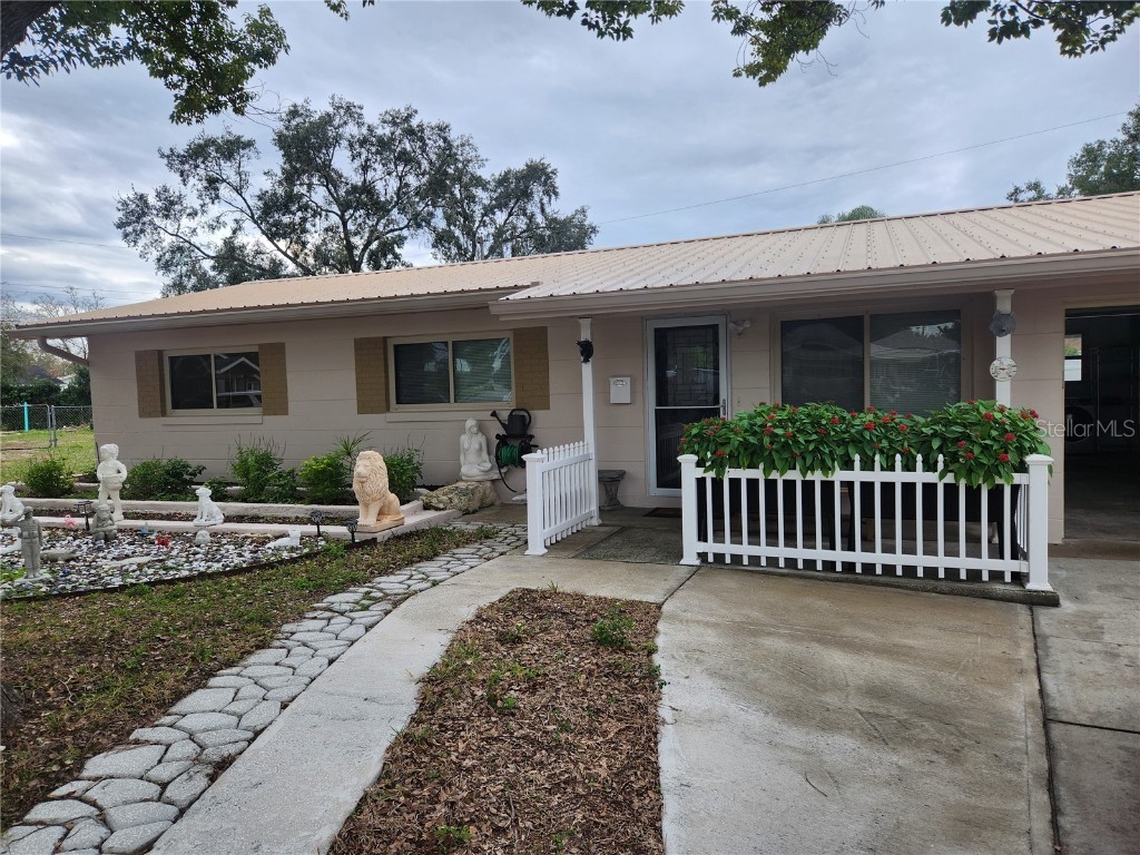 205 Cranberry Lane Brandon FL 33510 T3495998 image1