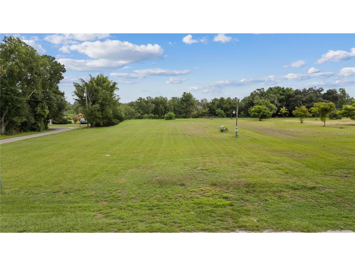 205 Dennison Road Lutz FL 33548 T3544441 image1