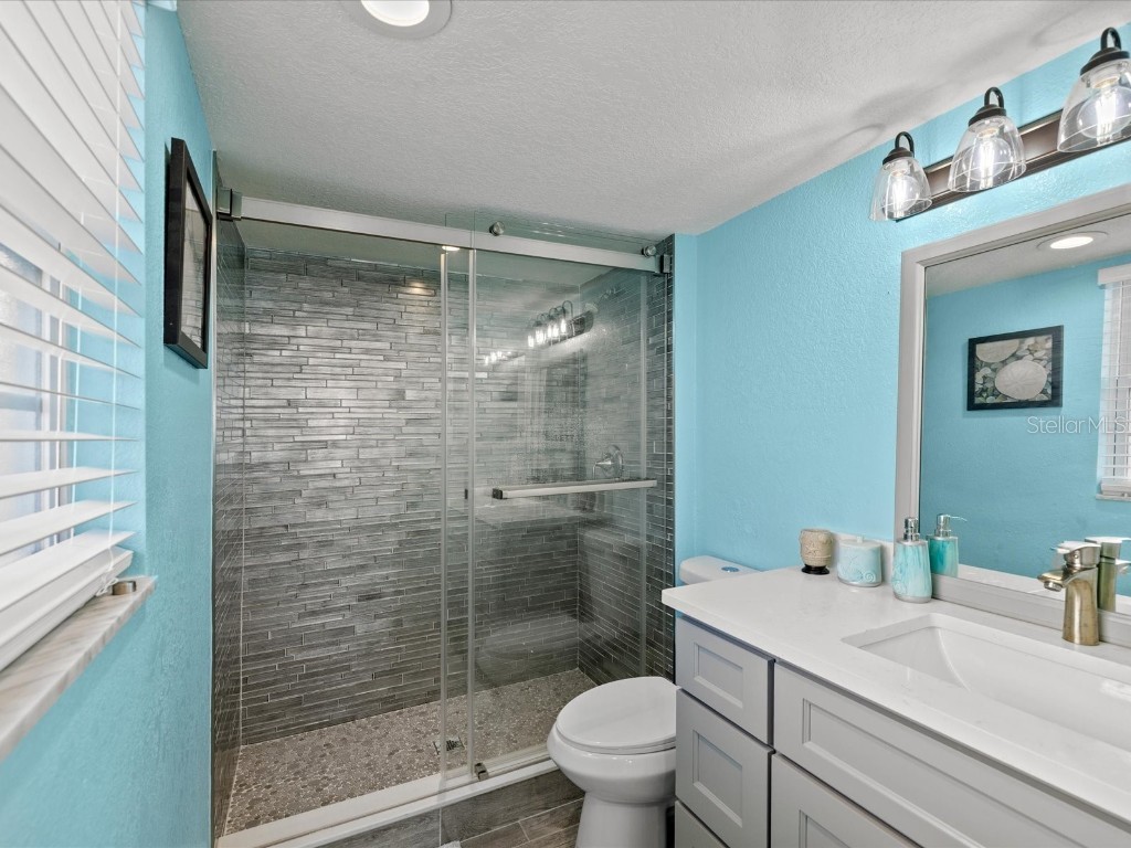 205 Dolphin Point #4 Clearwater Beach FL 33767 TB8446838 image12