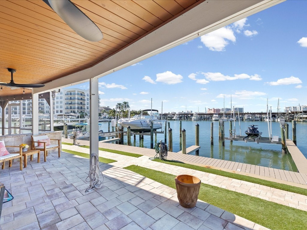 205 Dolphin Point #4 Clearwater Beach FL 33767 TB8446838 image18