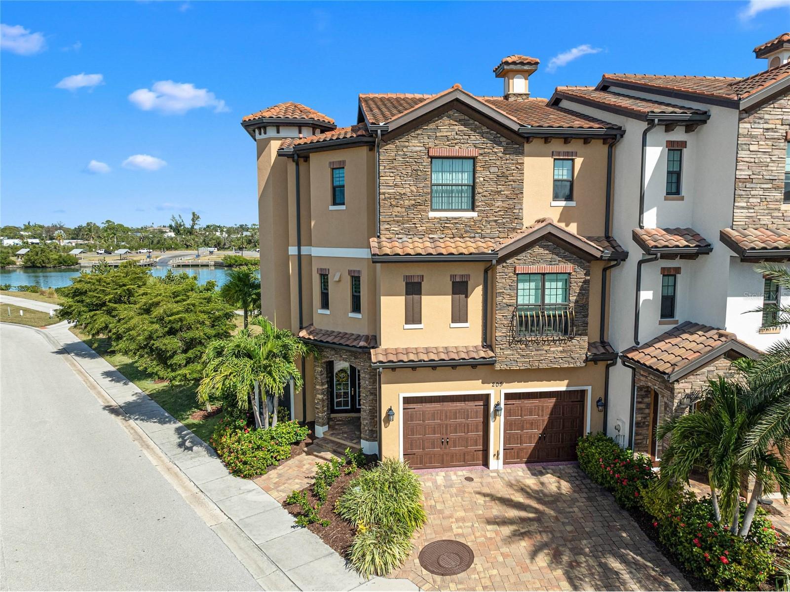 205 E Venice Avenue Venice FL 34285 - INTRACOASTAL WATERWAY N6141398 image1