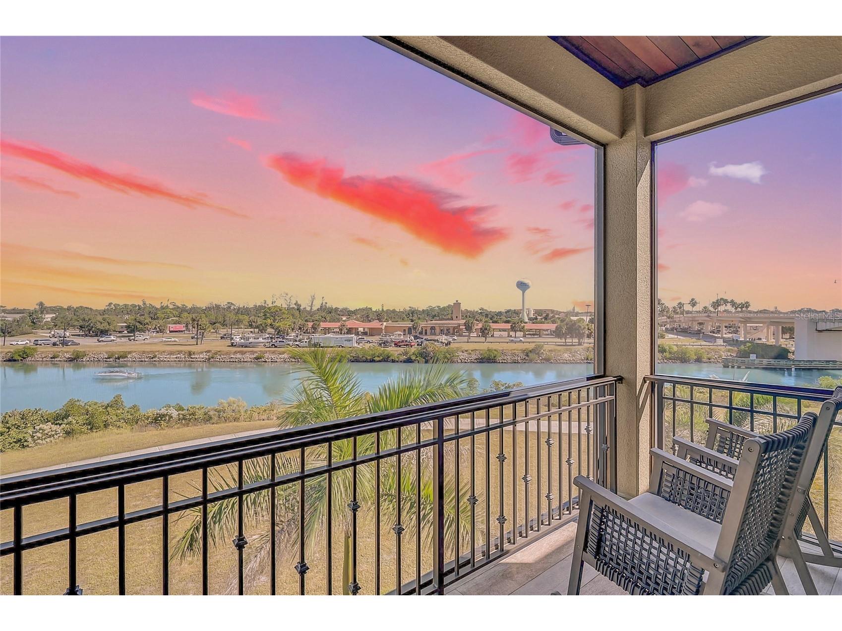 205 E Venice Avenue Venice FL 34285 - INTRACOASTAL WATERWAY N6141398 image2