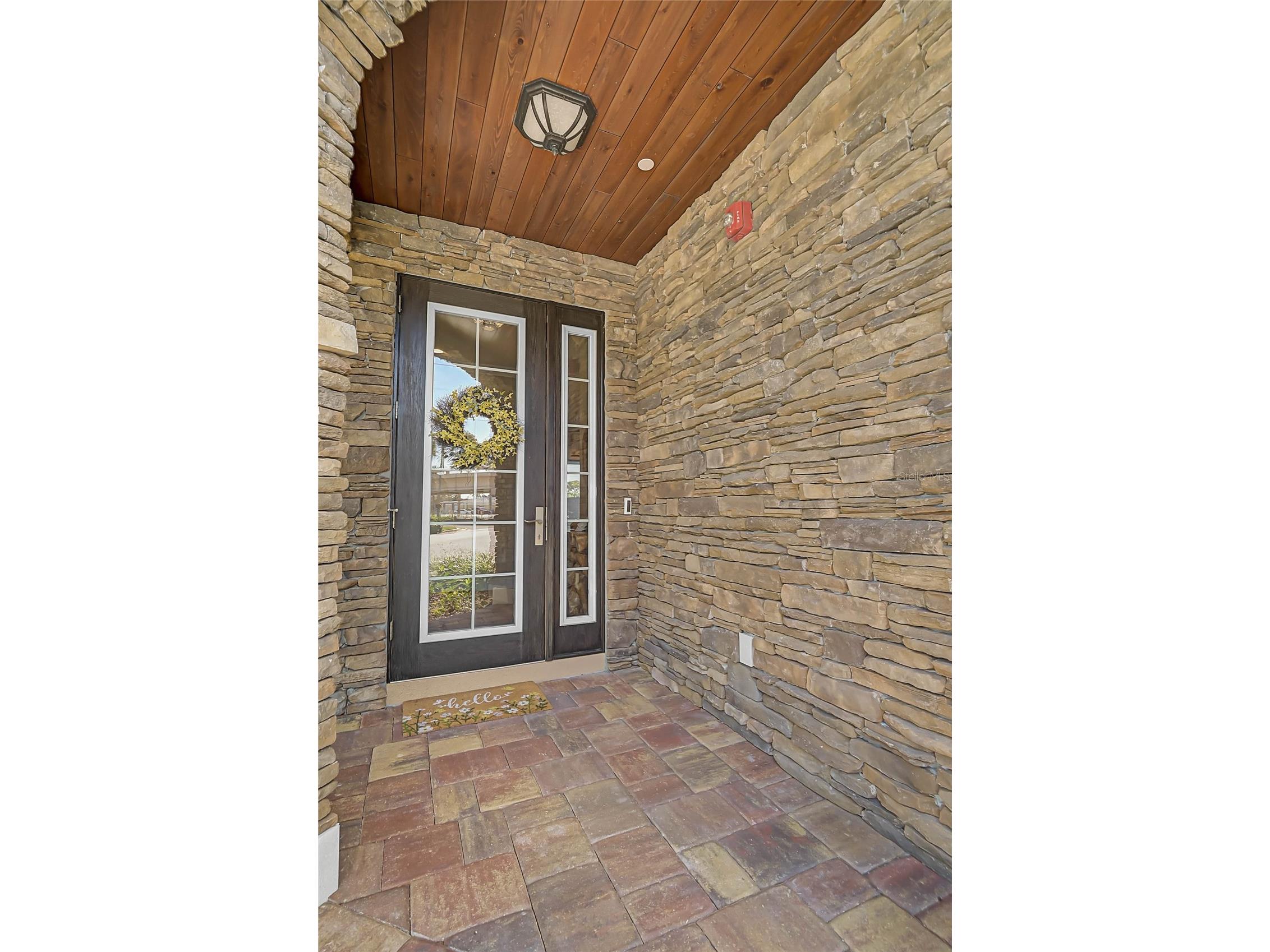 205 E Venice Avenue Venice FL 34285 - INTRACOASTAL WATERWAY N6141398 image3